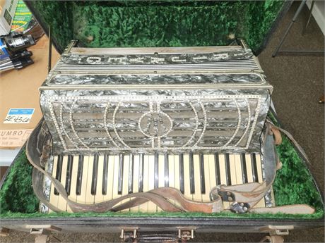 Accordion RIJAVEC