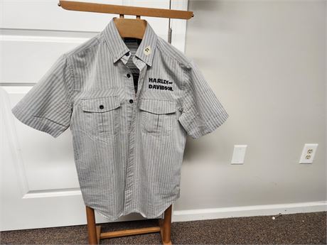 Harley Davidson Button Down Shirt Size Medium