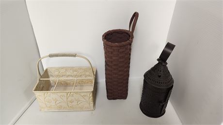 Lot Of Metal Home Decor Items.