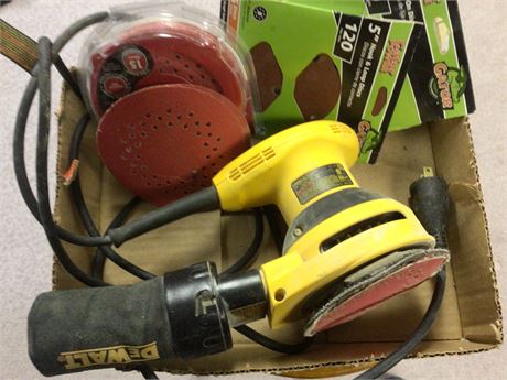 Dewalt Palm Sander with extra Discs