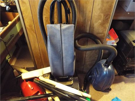 Vacuums Lot