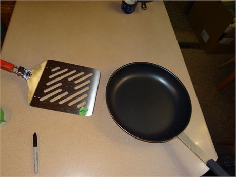 Huge Skillet and Turner