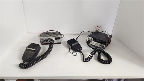 2 Vintage CB Radio's