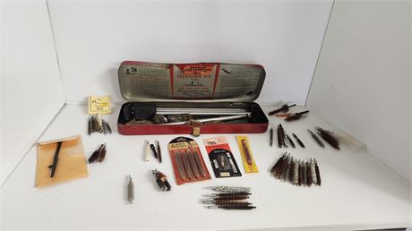 Lot Of Various Size Gun Cleaning Brushes