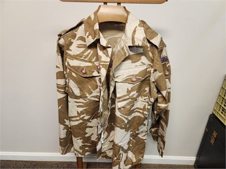 Large? Brittish Shirt
