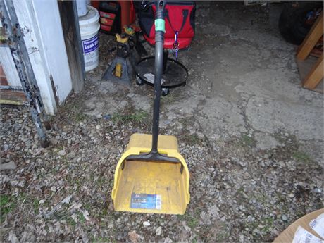 Dust Pan