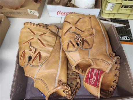 2 Baseball gloves