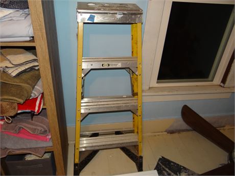 Fiberglass Ladder