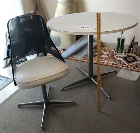 Table & Chair