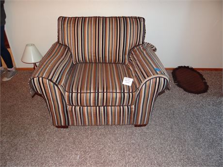 Flexsteel Over Stuffed Chair