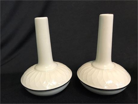2 Vintage Homer Laughlin Gothic USA Ceramic Flower Bud Vases