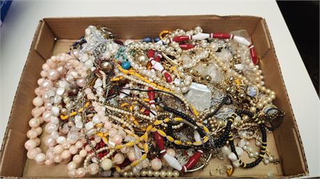 Lot Of Jewelry. Not Sorted
