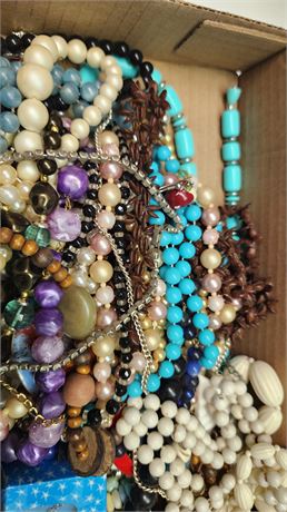 Lot Of Jewelry. Not Sorted