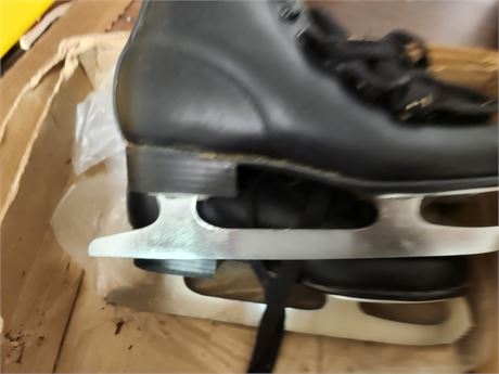 Vintage Ice Skates