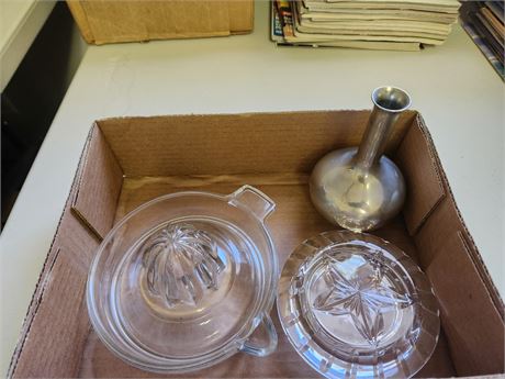 Small Vase and juicer