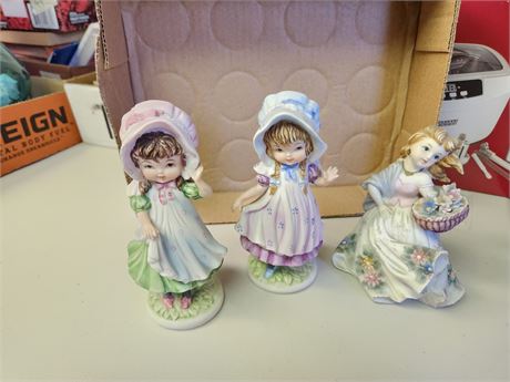 3 Lefton Figures