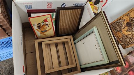 Lot Of Christmas & Miscellaneous Items