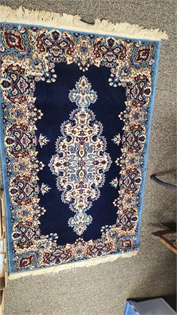 Small Fringed Rug. Size 3x5 Side Of Rug Is torn