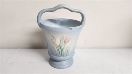 Hull Blue vase