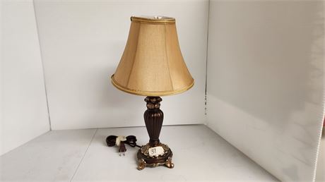18 Inch Tall Lamp With shade