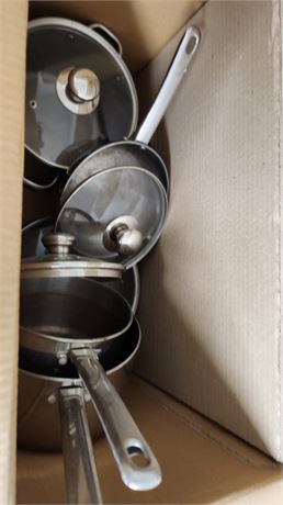 Lot Of Pots & Pans