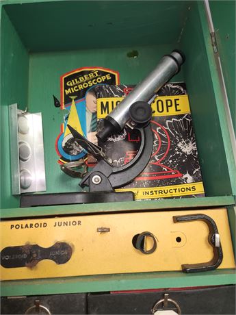 Vintage Microscope. NOT TESTED