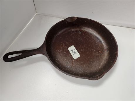 Wagner 9 Inch Cast Iron Skillet