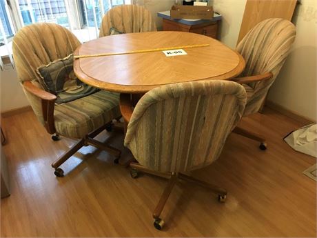 Kitchen Table with Leaf & 4 Chairs
