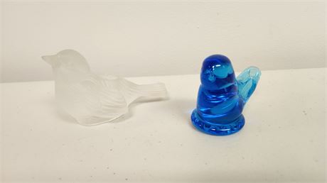 1 Signed Fenton Blue Bird. Signature Is Fading. Other Bird Is NOT SIGNED