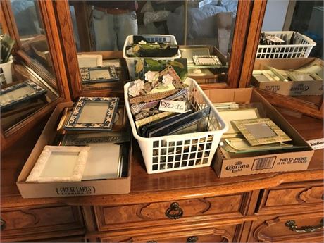 Flats of Photo Frames