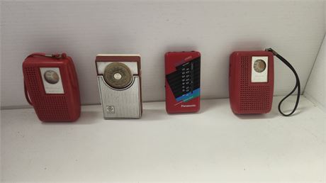 Vintage Handheld Portable Radio's