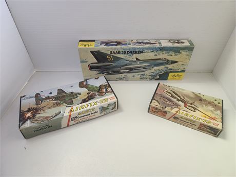 3 Model Airplanes