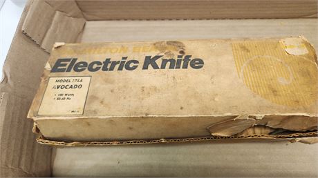 Electric Knife & Miscellaneous Items