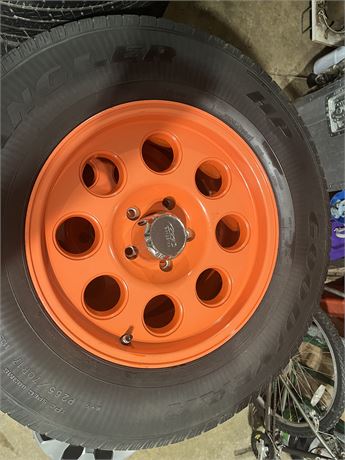 Jeep CJ 17" x 8" Tires and Wheels (4)