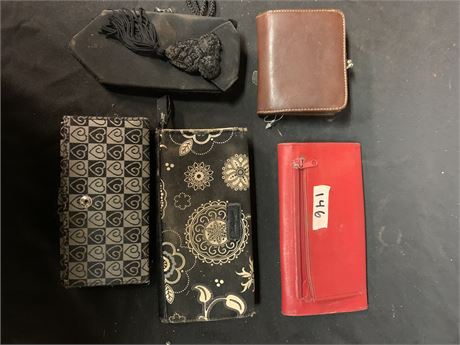 Lot Of 5 Change Purses And Wallets Rosetti Perry Ellis America Thirty-One