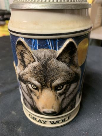 Budweiser Collector Endangered Species Gray Wolf Beer Stein 43313
