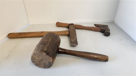 Vintage Hammer & mallet & Hammer