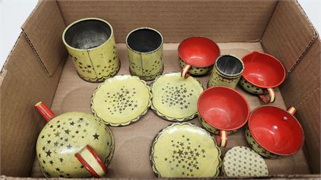 Vintage Metal Toy Cups & Plates