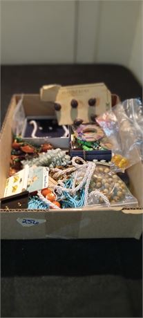 Lot Of Jewelry