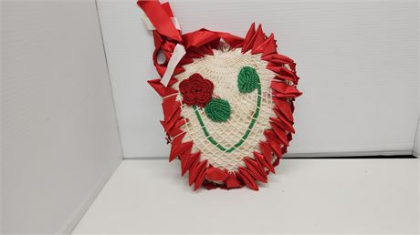 Vintage Christmas Knit wall Hanging