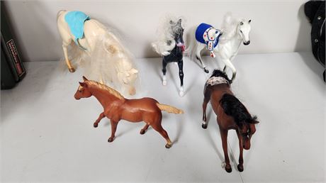 Lot Of Horses Possibly Some Breyers