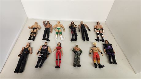 Lot Of Vintage & Current Wrestler Figures