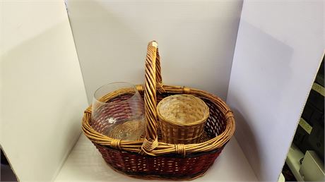 Baskets & Glass vase