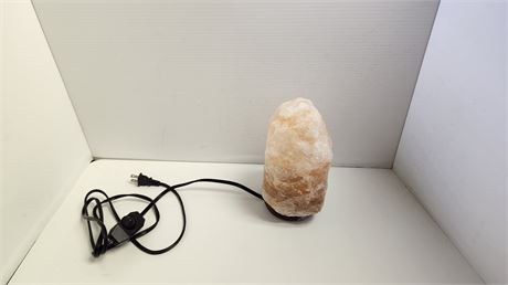 Salt Rock Lamp. Tested & Works