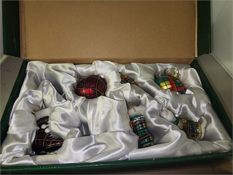 Christmas Decorations Jeffery Banks Ornaments
