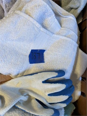 Towels, Gloves