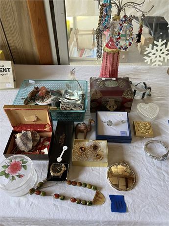 Jewelry Lot