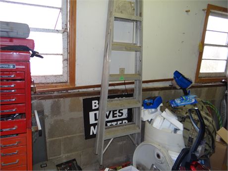 Ladder