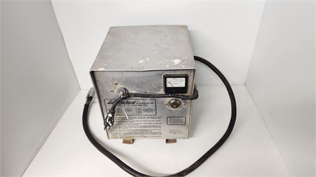 Vintage Lester Electrical Charger. NOT TESTED