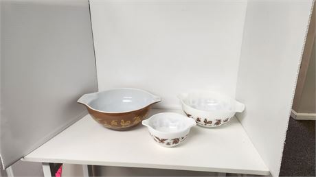 3 Pyrex Early Americana Cinderella Mixing Bowls